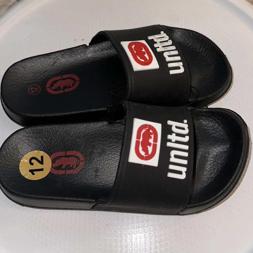 🆕Ecko Unlimited Kid Slides